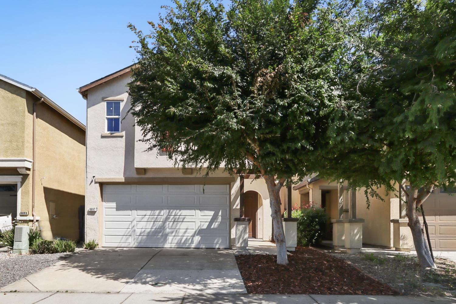 Property Photo:  8897 Robbins Road  CA 95829 
