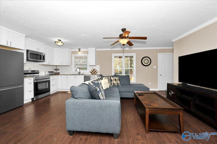 Property Photo:  16516 Hampton Lane  AL 35611 