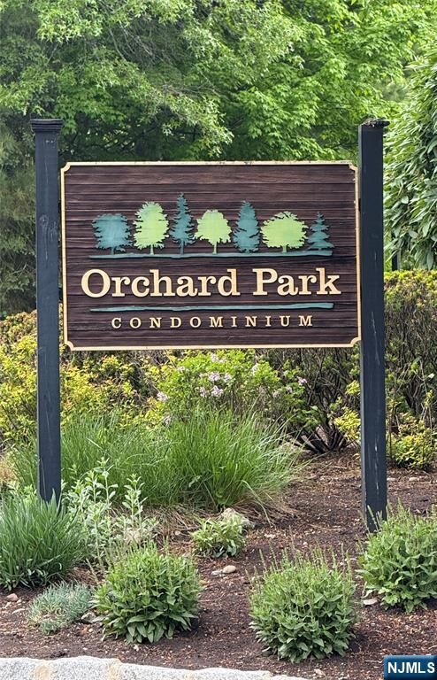 Property Photo:  215 Orchard Pk 215  NJ 07401 