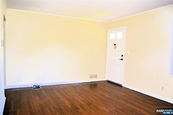 Property Photo:  495 Mount Prospect Avenue  NJ 07012 