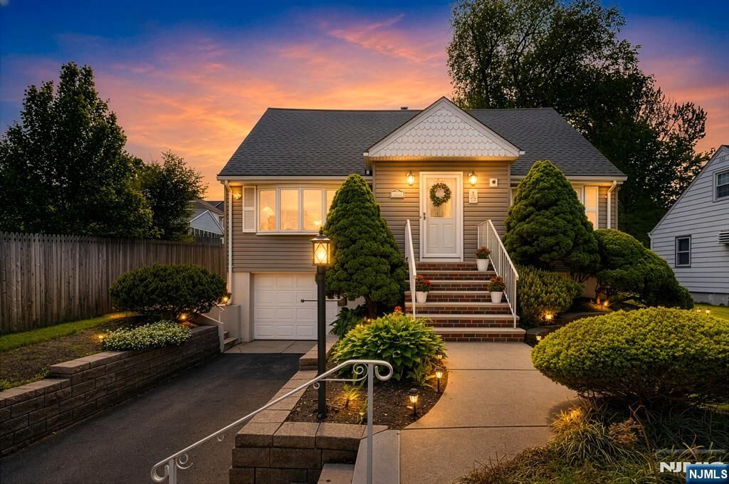 Property Photo:  287 Jackson Avenue  NJ 07070 
