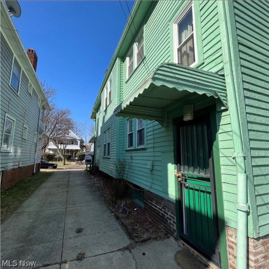 Property Photo:  16308 Nela View Road  OH 44112 