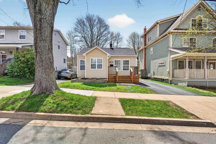 6520 Roslyn Road — photo 1