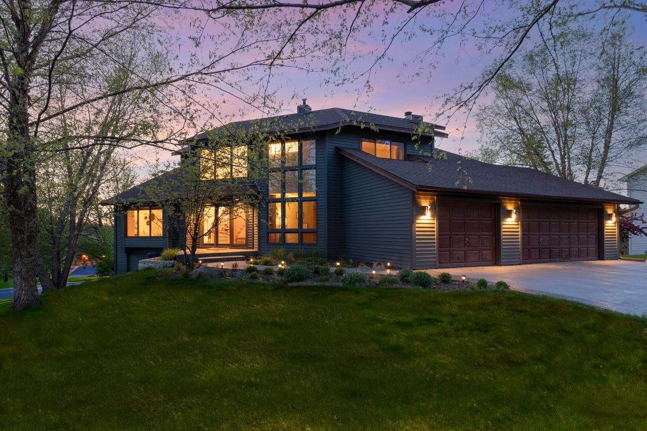 Property Photo:  6315 Sequoia Circle  MN 55346 