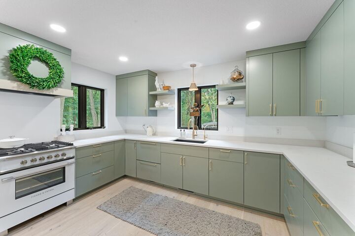Property Photo: 3 Crescent Street MN 55391