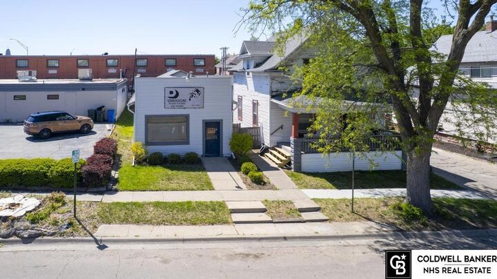 Property Photo:  121 N 28th Street  NE 68503 