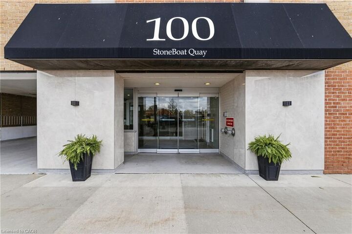Property Photo:  100 Bronte Road 404  ON L6L 6L5 