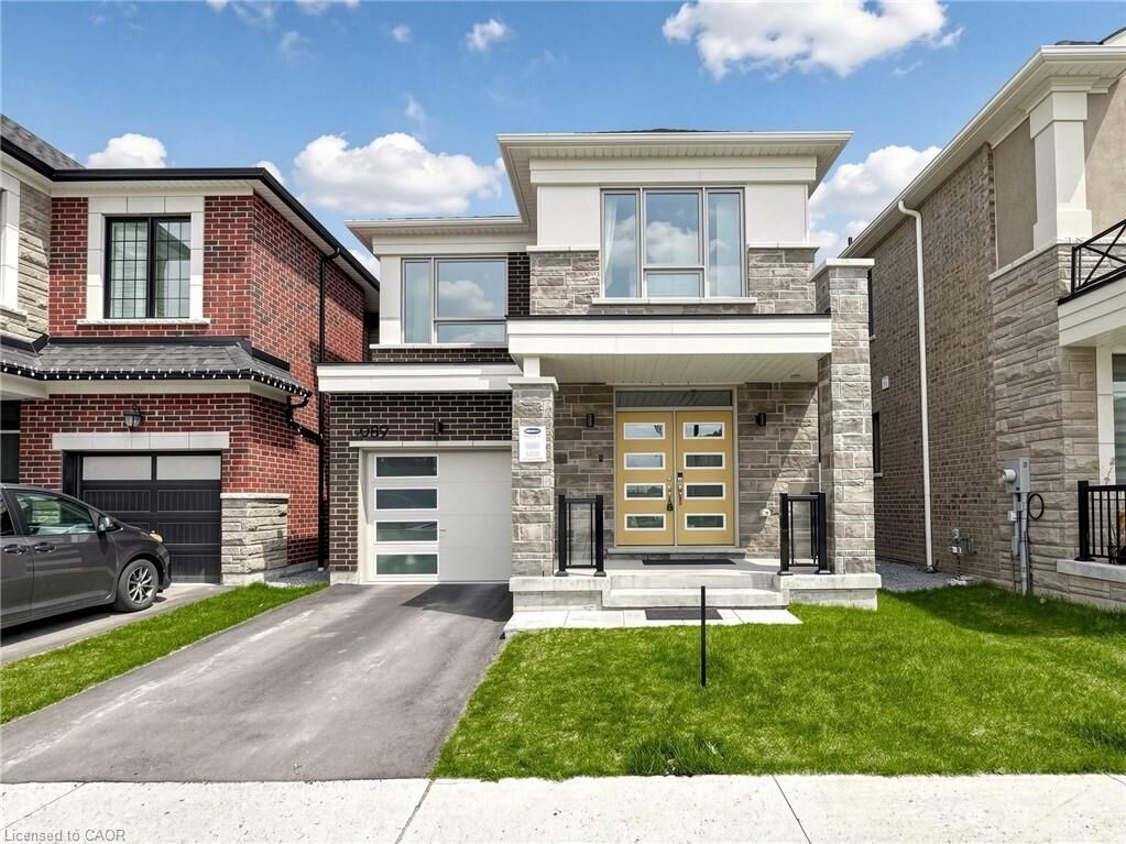 Property Photo:  3089 Blazing Star Avenue  ON L1Y 0B5 