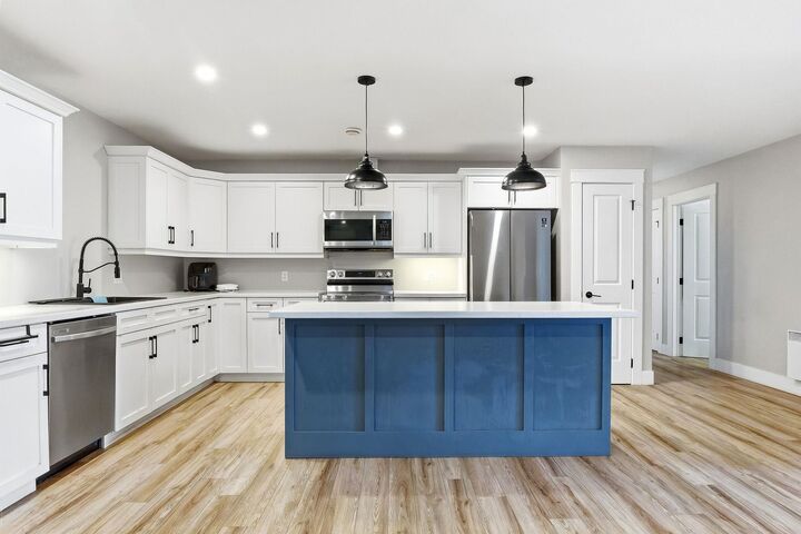 Property Photo:  101 Parent Street  PE C1C 1R3 