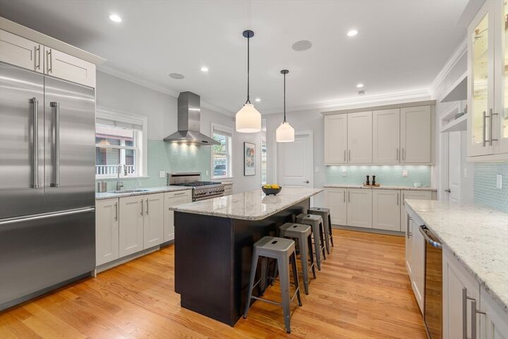 Property Photo:  9 Bartlett Cres 1  MA 02446 