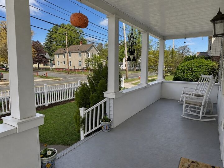 Property Photo:  27 Holyoke St  MA 01027 