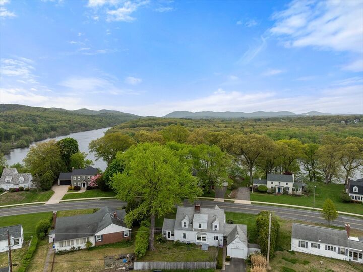 Property Photo:  39 Pleasant St  MA 01040 