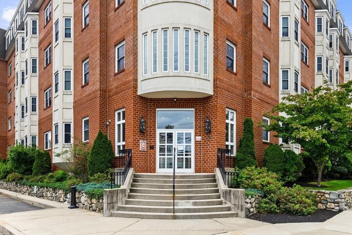 Property Photo:  120 Wyllis Street 403  MA 02149 