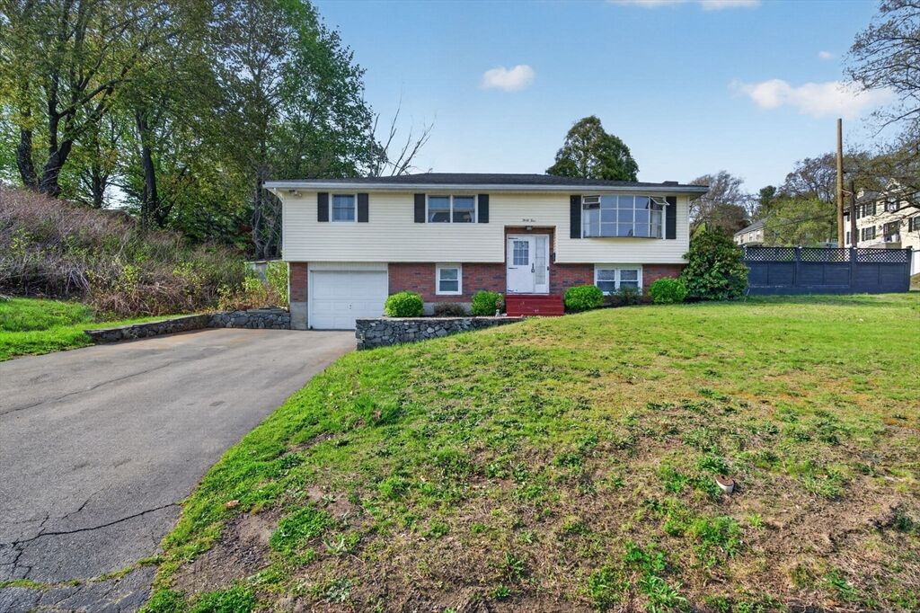 Property Photo:  34 E 6th St  MA 01850 