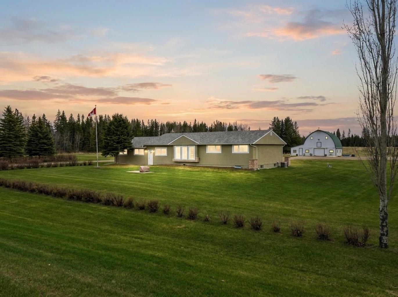 Property Photo:  20019 Township Road 422  AB T0C 0J0 