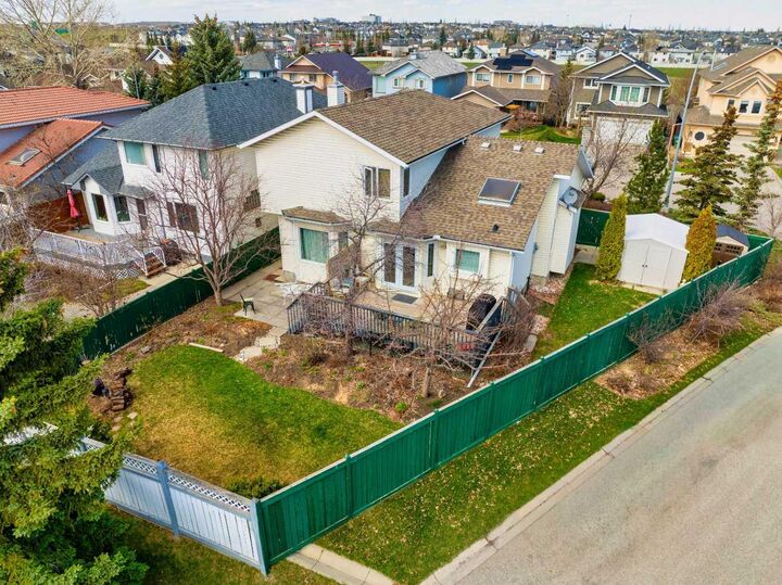Property Photo:  110 Arbour Ridge Heights NW  AB T3G 3Z1 