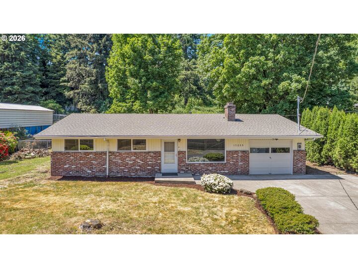 Property Photo:  17055 SE Webster Rd  OR 97027 