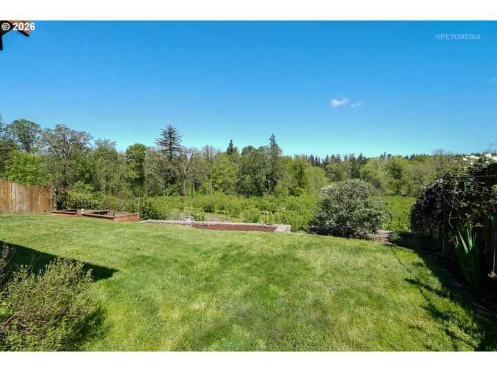 Property Photo:  2847 Hidden Meadow Dr  OR 97128 