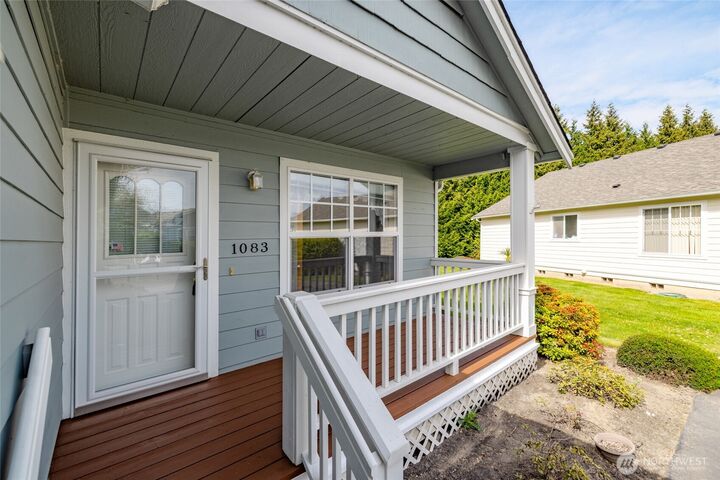 Property Photo:  1083  Fidalgo Drive  WA 98233 
