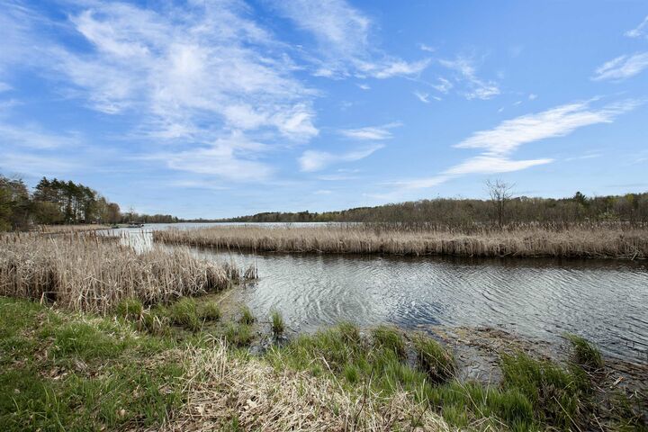 Property Photo:  321 Lake Drive  WI 54128 