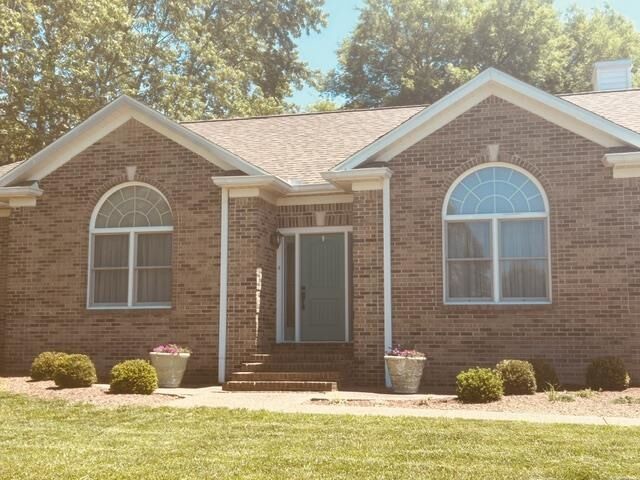 Property Photo:  370 Lakeland Drive  KY 42104 