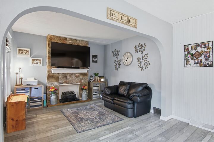 Property Photo:  609 Morningside Drive  WI 54703 