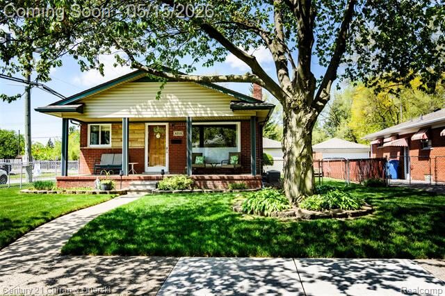 Property Photo:  4218 Pardee Avenue  MI 48125 
