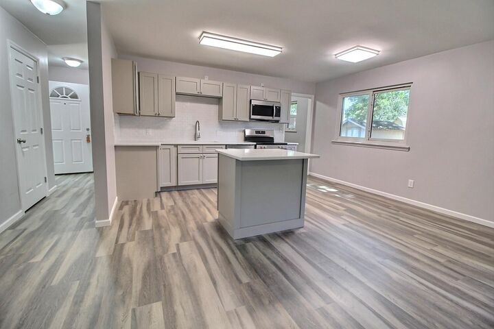 Property Photo:  1217 Sunset  KS 67110 