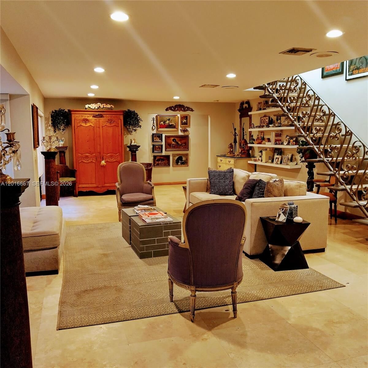 Property Photo: 20021 NE 25th Ave FL 33180