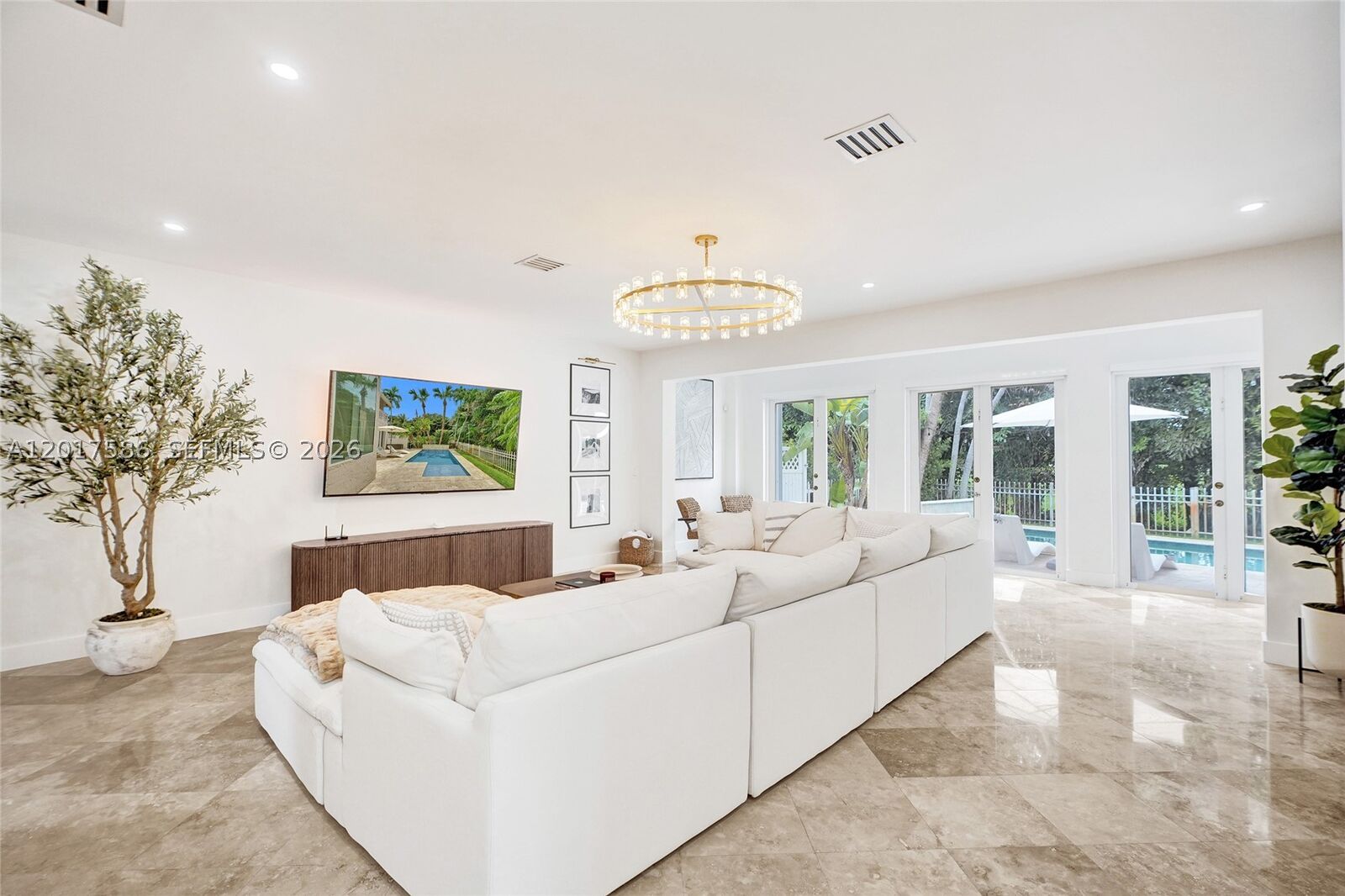 Property Photo:  10340 NW 46th Ter  FL 33178 