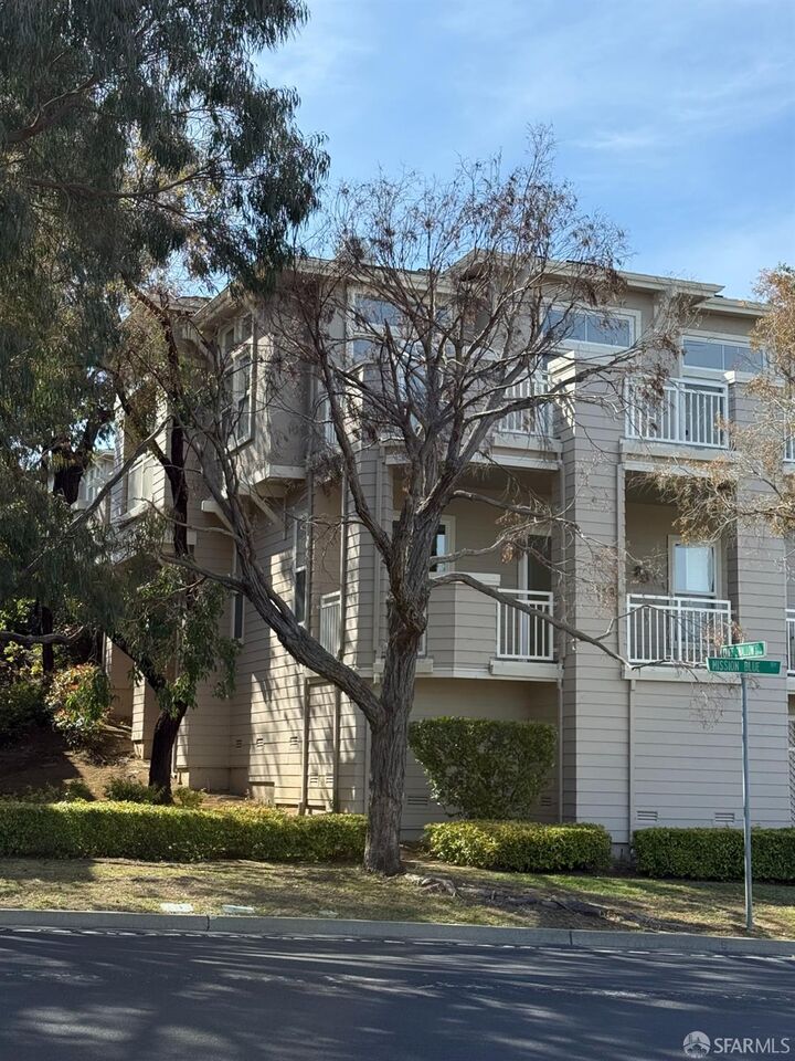 Property Photo: 153 Golden Eagle Lane CA 94005