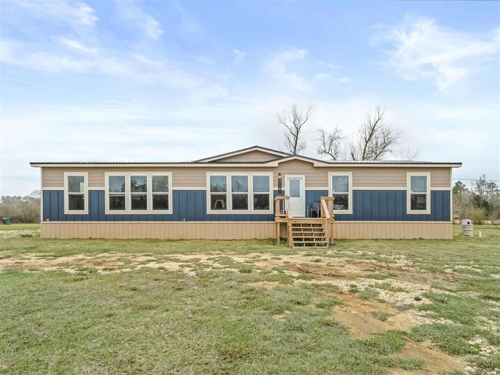 Property Photo:  1162 Hwy 27  LA 70633 