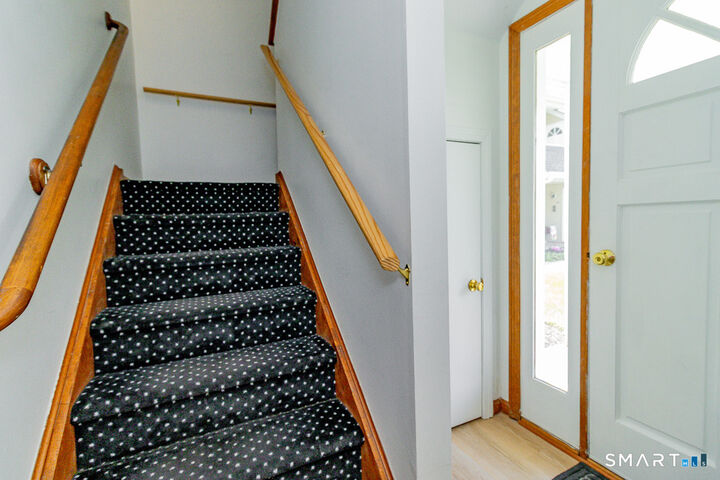 Property Photo: 29 Millbrook Court 29 CT 06111