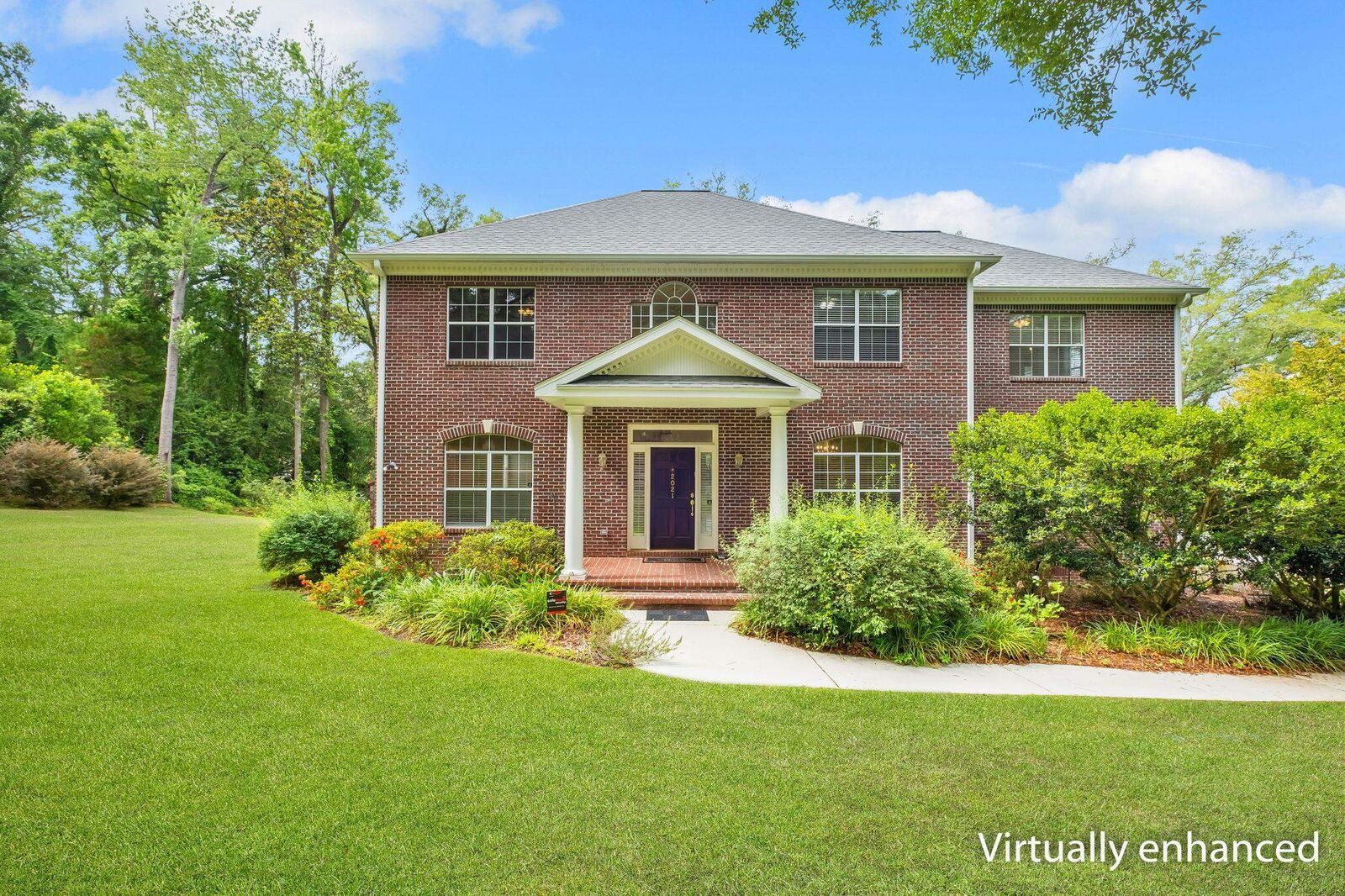 Property Photo:  2021 Winthrop Way  FL 32308 