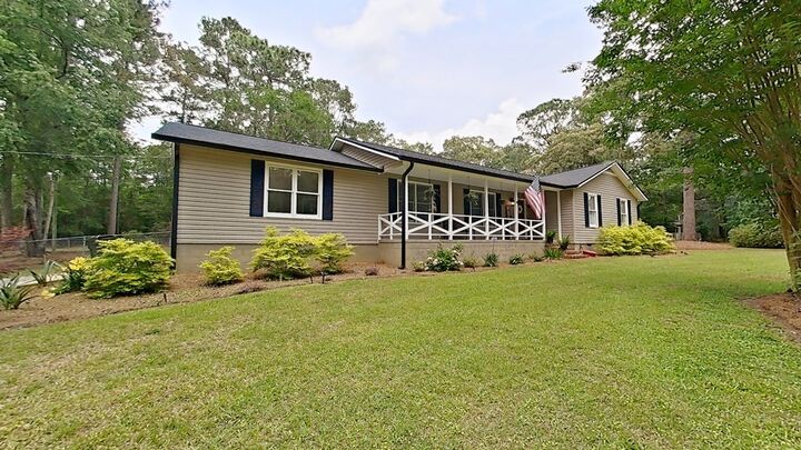 Property Photo:  326 Brentwood  GA 31792 