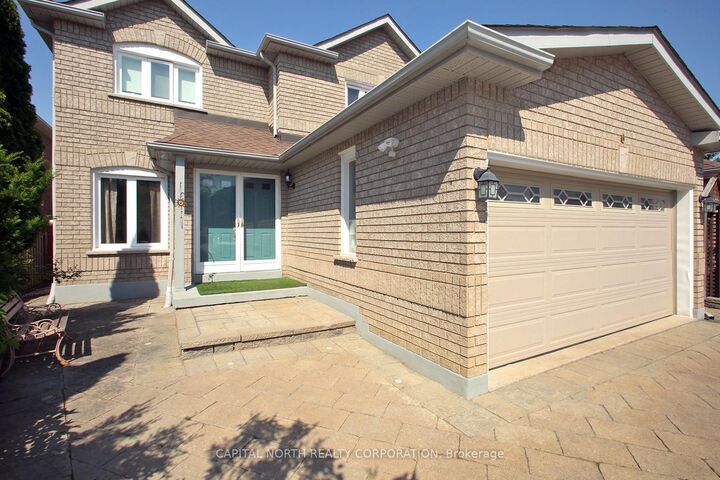 Property Photo: 6 Wildhaven Crescent ON L6A 2G9