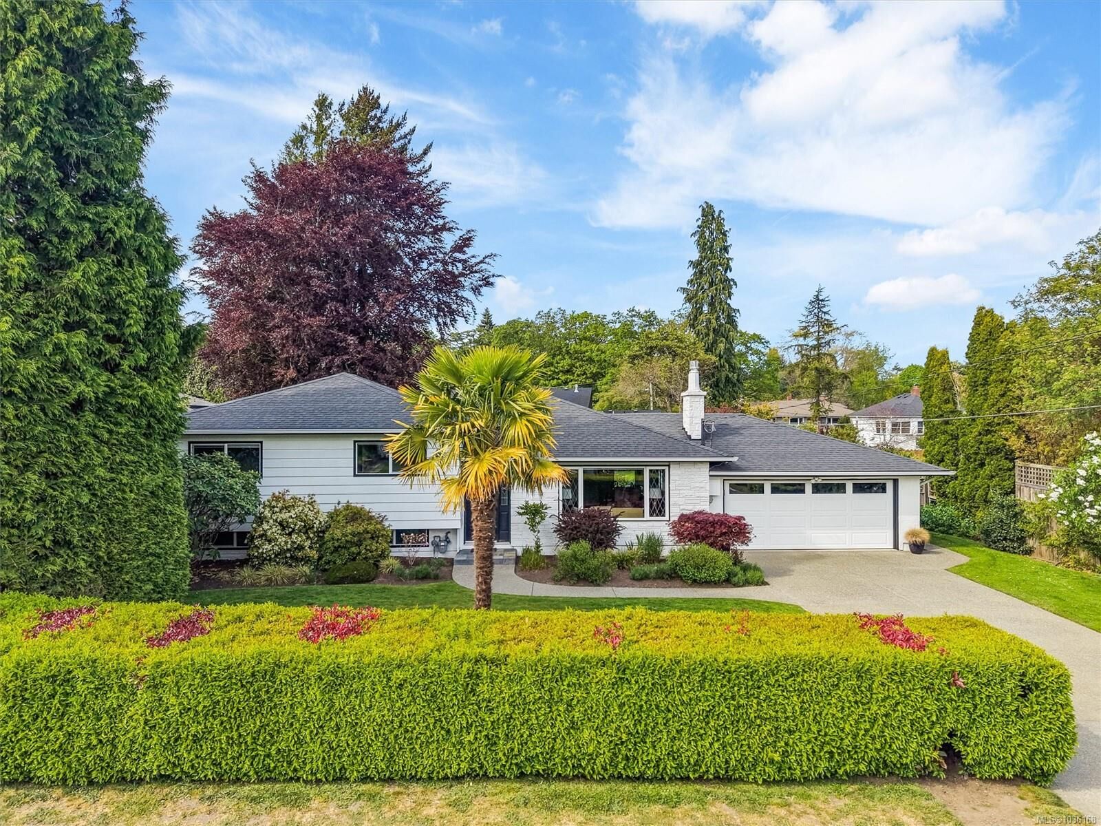Property Photo: 2090 McNeill Ave BC V8S 2X8