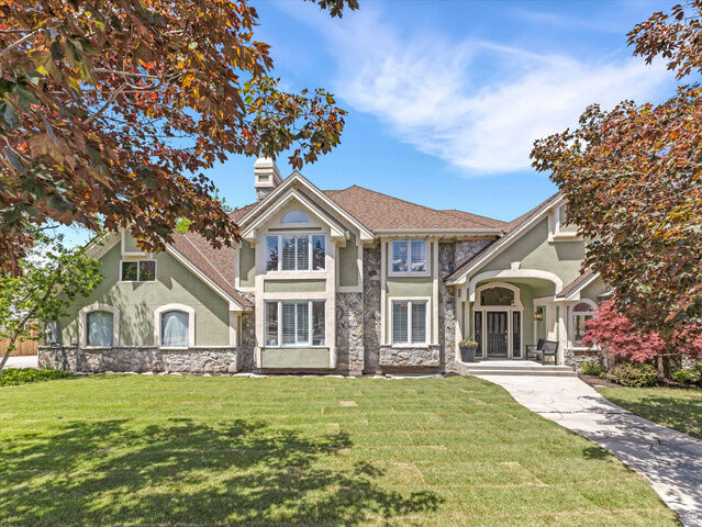Property Photo:  8318 S Ridge Point Rd  UT 84093 