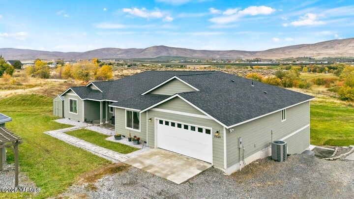 Property Photo:  15649 Fisk Rd  WA 98908 
