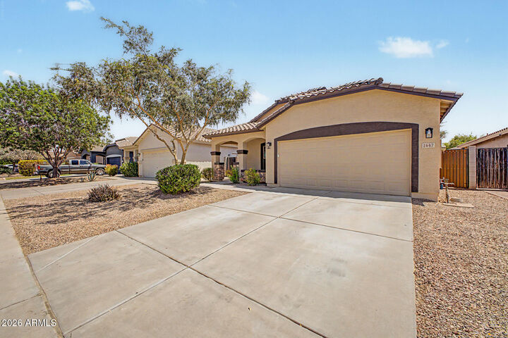 Property Photo:  1447 W Brangus Way  AZ 85143 