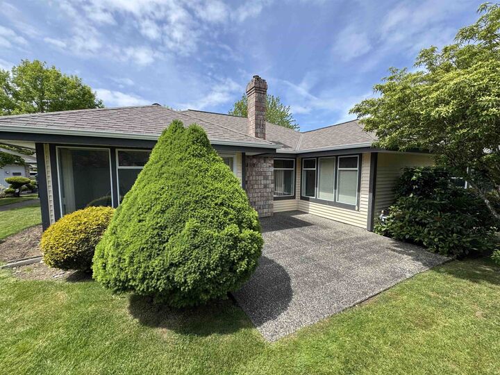 Property Photo: 14220 19A Avenue 118 BC V4A 8K8