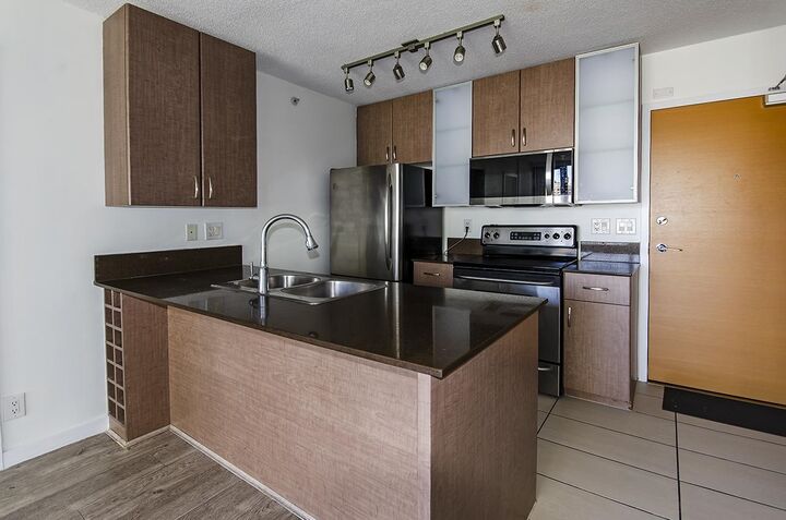Property Photo:  928 Homer Street 1103  BC V6B 1S3 