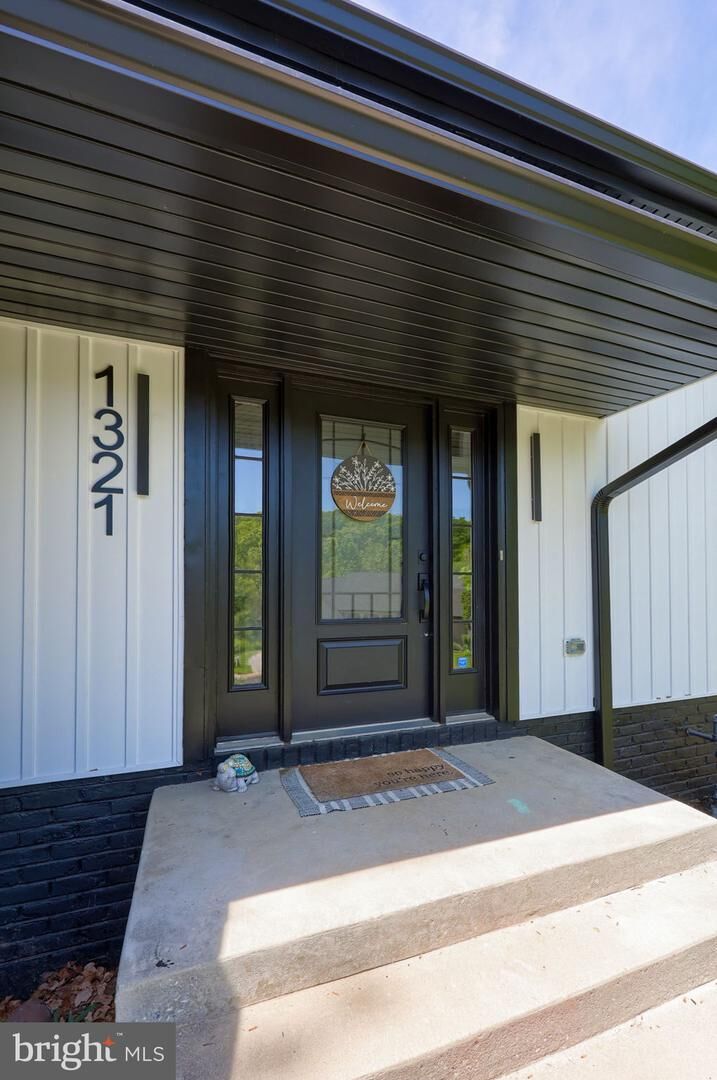 Property Photo: 1321 Valley View Road PA 17403