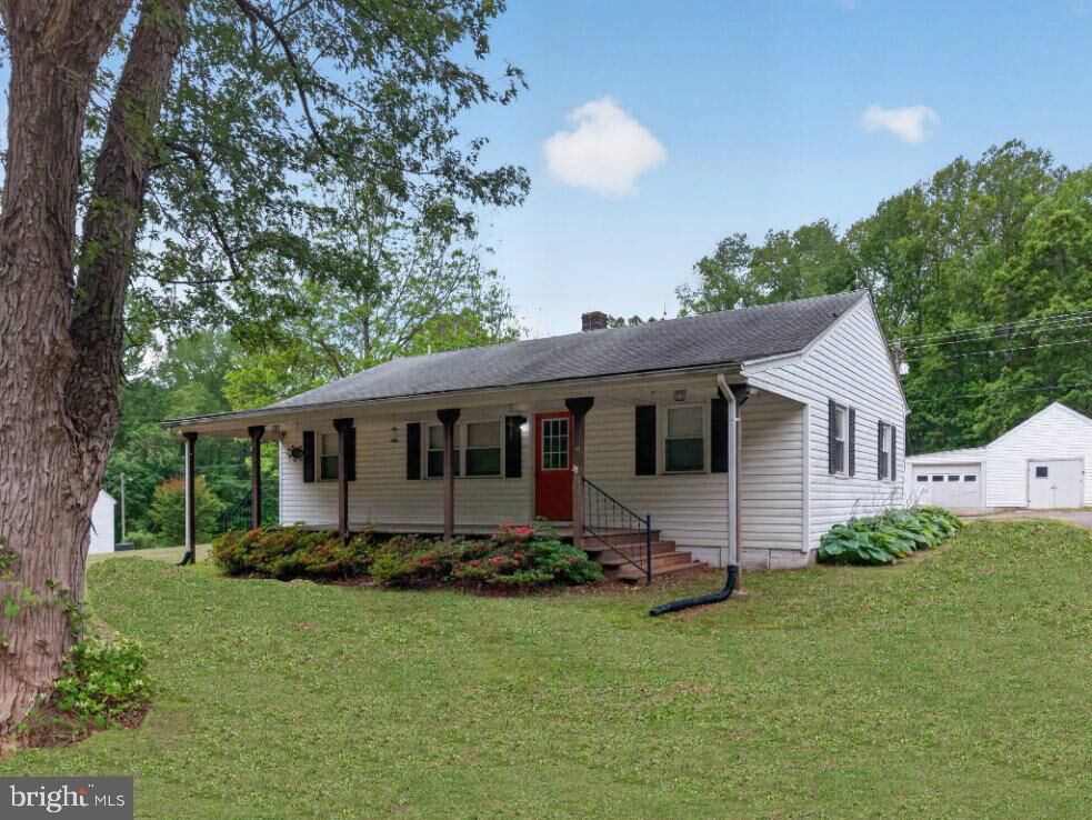 Property Photo: 6800 Partlow Road VA 22551