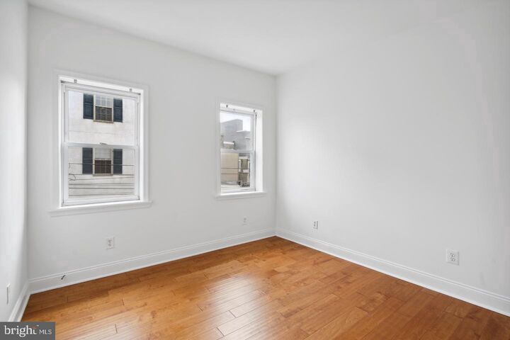 Property Photo: 1563 E Hewson Street PA 19125