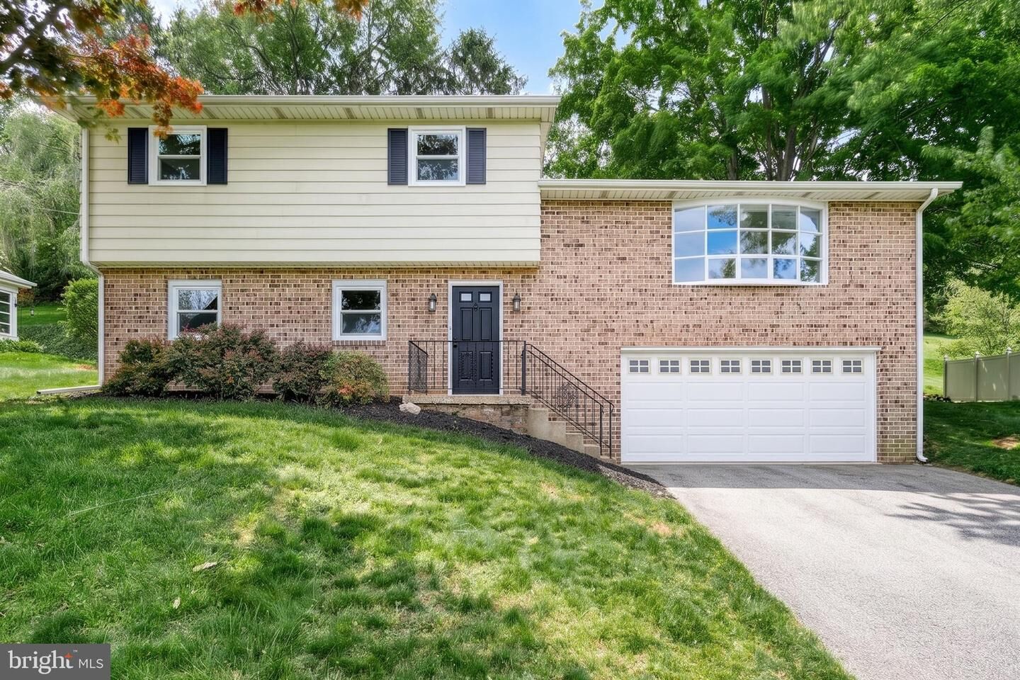 Property Photo:  362 Allegheny Drive  PA 17402 