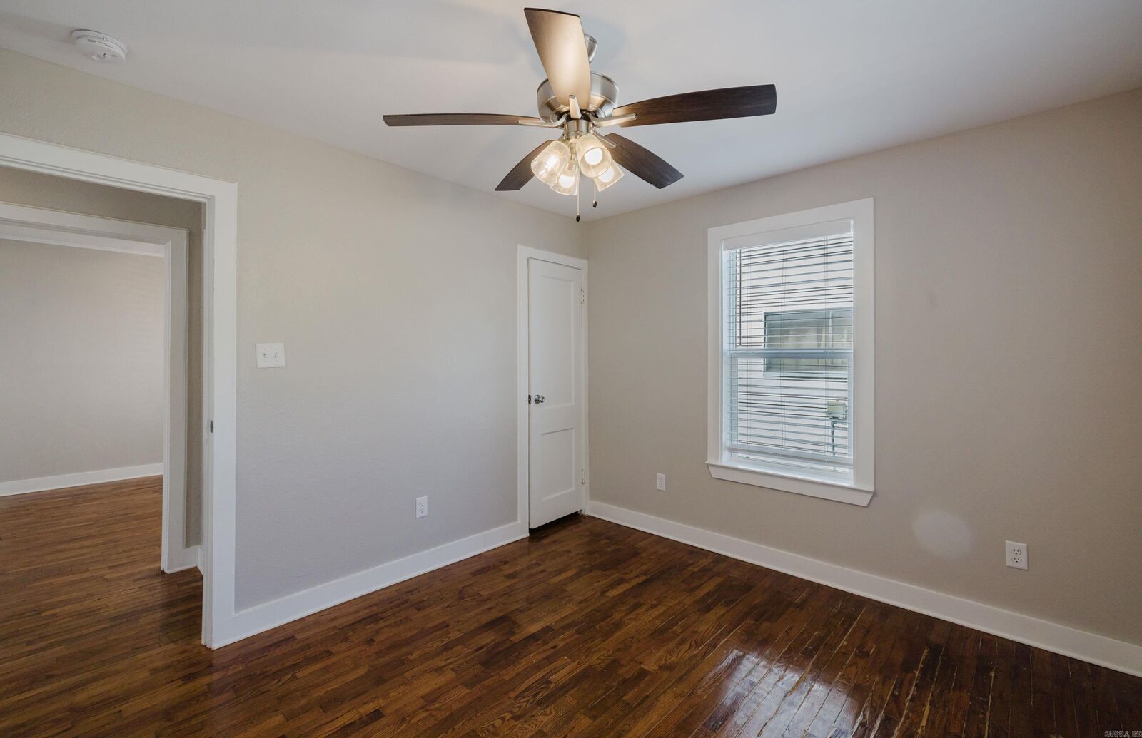 Property Photo:  524 W Cross Street  AR 72015 