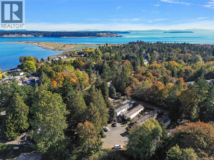 Property Photo:  2741 Stautw Road 5  BC V8M 2E9 