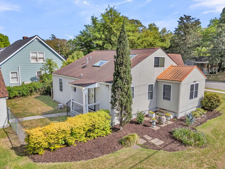 Property Photo:  4950 N Rhett Avenue  SC 29405 