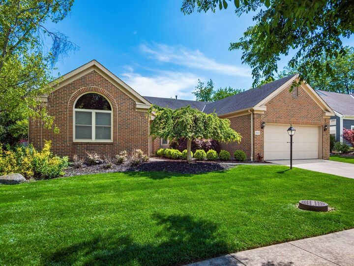 Property Photo:  3847 Dayspring Drive  OH 43026 